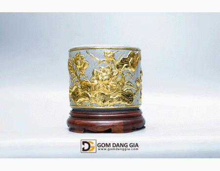 Bát hương đắp nổi hoa sen men rạn cổ Bát Tràng mạ vàng Bát hương đắp nổi hoa sen men rạn cổ Bát Tràng mạ vàng